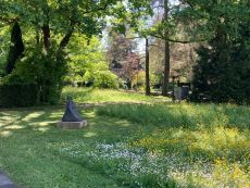 Vom Dorffriedhof zum Stadtpark mitten in Reinach
